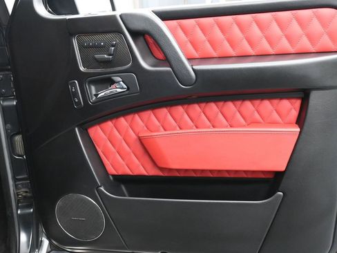 Used 2017 Mercedes-Benz G 63 AMG 4MATIC image 27