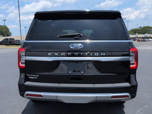 Certified 2023 Ford Expedition Platinum RWD image 5