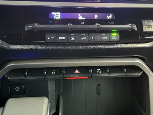 Used 2025 Toyota Tundra SR5 image 40