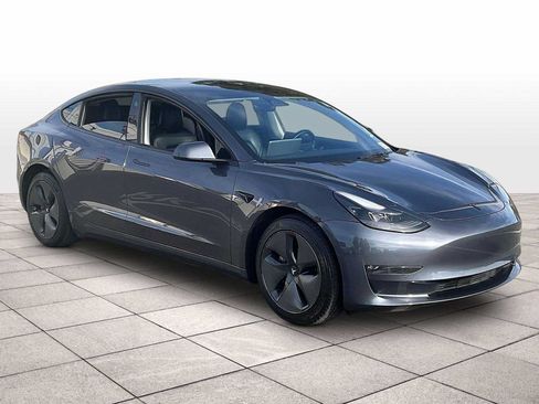 Used 2022 Tesla Model 3 Long Range AWD/4WD image 2