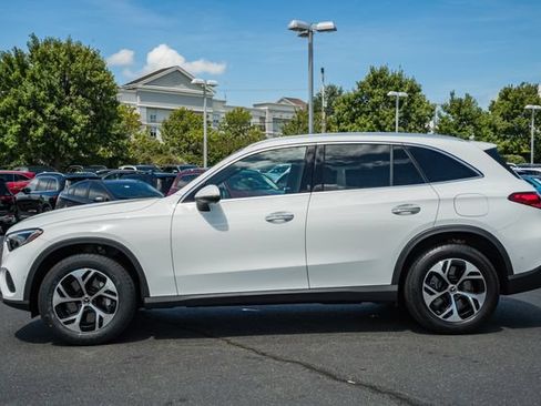 Certified 2025 Mercedes-Benz GLC 350e 4MATIC image 4