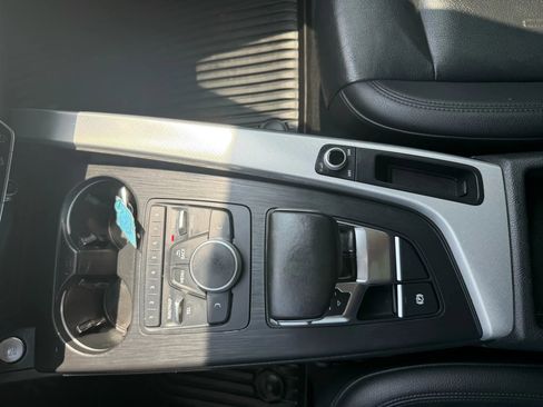 Used 2017 Audi A4 2.0T allroad Premium w/ Convenience Package image 27