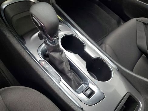 Used 2024 Chevrolet Malibu LT FWD image 22