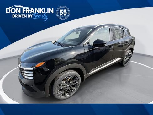 New 2026 Nissan Kicks SR w/ SR Premium Package AWD/4WD image 1