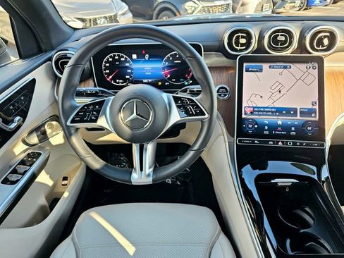 Certified 2023 Mercedes-Benz GLC 300 4MATIC image 29