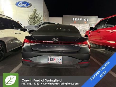 Used 2023 Hyundai Elantra SEL w/ Convenience Package image 6