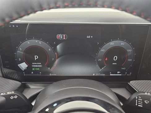 New 2026 Nissan Kicks SR w/ Cold Weather Package image 31