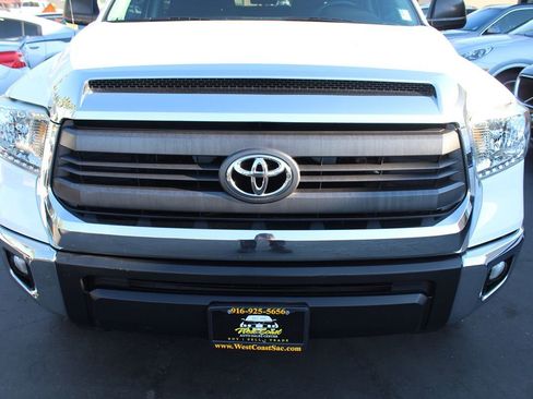 Used 2015 Toyota Tundra SR5 image 9