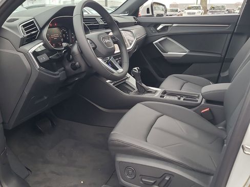 New 2025 Audi Q3 2.0T Premium image 6