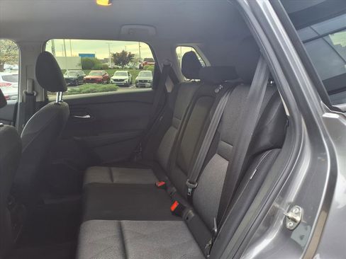 Used 2024 Nissan Rogue SV image 10