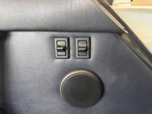 Used 1988 Porsche 911 Carrera RWD image 42