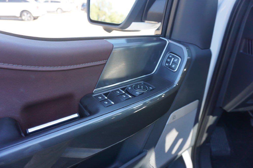 Used 2022 Ford F150 Lariat AWD/4WD image 4