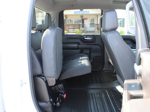 Used 2025 Chevrolet Silverado 2500 W/T w/ WT/CX Safety Package AWD/4WD image 30