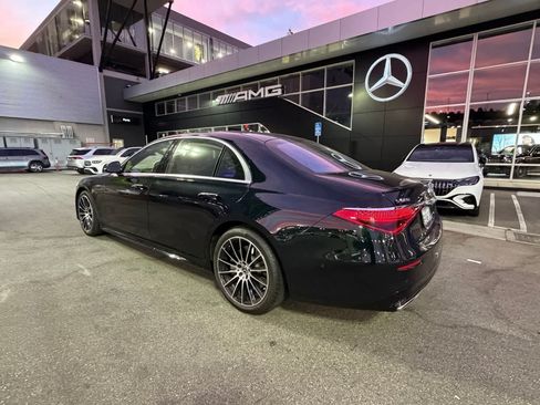 Used 2021 Mercedes-Benz S 580 4MATIC Sedan image 3