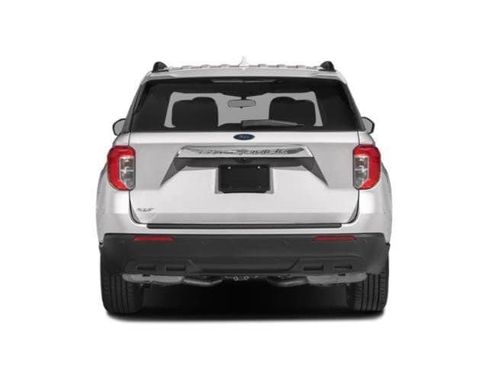 Certified 2023 Ford Explorer XLT w/ Equipment Group 202A AWD/4WD image 5