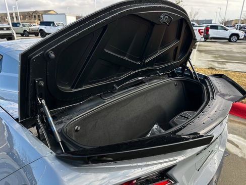 Used 2025 Chevrolet Corvette Z06 image 36