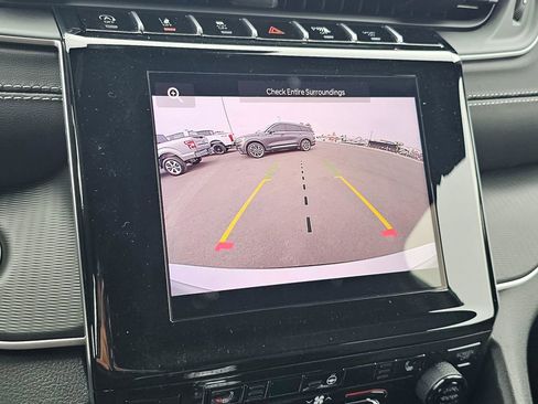 New 2025 Jeep Grand Cherokee L Altitude image 20