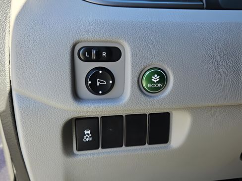 Used 2016 Honda Pilot EX-L image 26