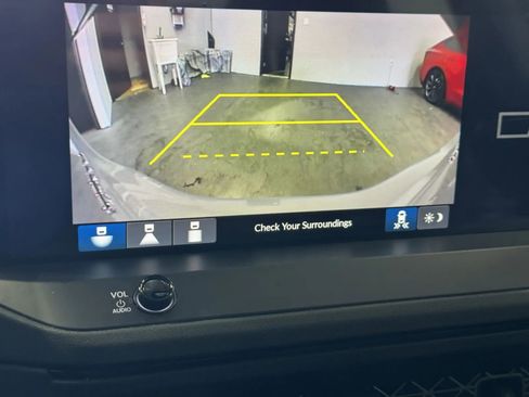 Used 2025 Honda Accord Sport image 19