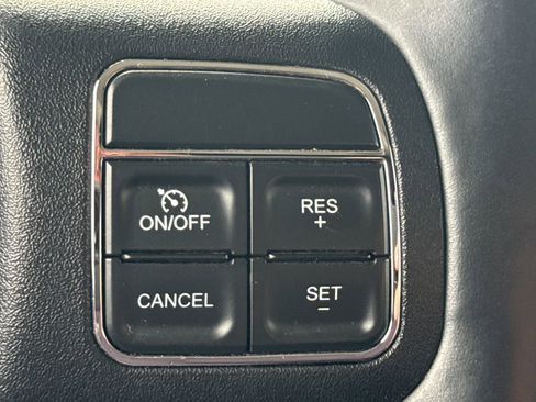 Used 2015 Jeep Wrangler Unlimited Sahara w/ Connectivity Group image 22