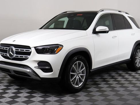 Used 2025 Mercedes-Benz GLE 350 4MATIC image 7