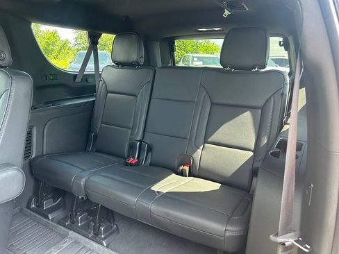 Used 2023 GMC Yukon XL Denali w/ Denali Reserve Package RWD image 14