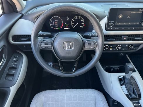 Used 2023 Honda HR-V LX image 27