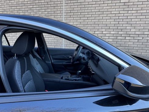New 2026 Nissan Sentra SV w/ Floor Mat Package FWD image 5