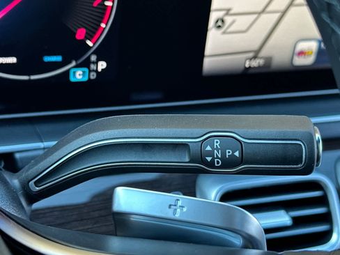New 2026 Mercedes-Benz GLE 580 4MATIC image 21