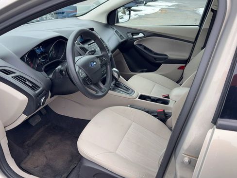 Used 2016 Ford Focus SE image 11