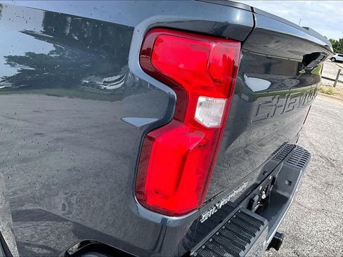 Used 2021 Chevrolet Silverado 1500 LTZ w/ Technology Package AWD/4WD image 27