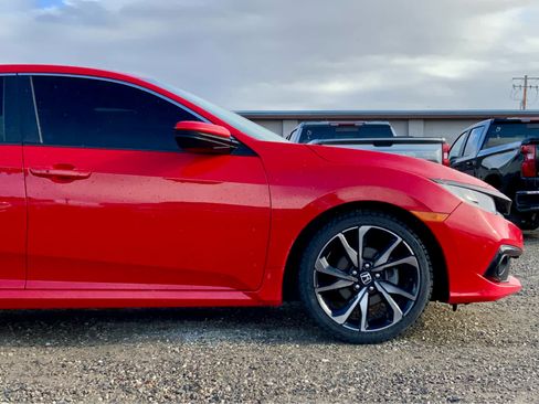 Used 2019 Honda Civic Sport image 10