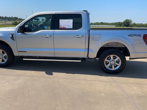 Used 2025 Ford F150 XLT w/ Equipment Group 301A Standard AWD/4WD image 4