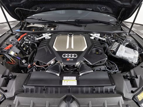 Used 2021 Audi RS 7 Sportback w/ Carbon Optic Package image 41
