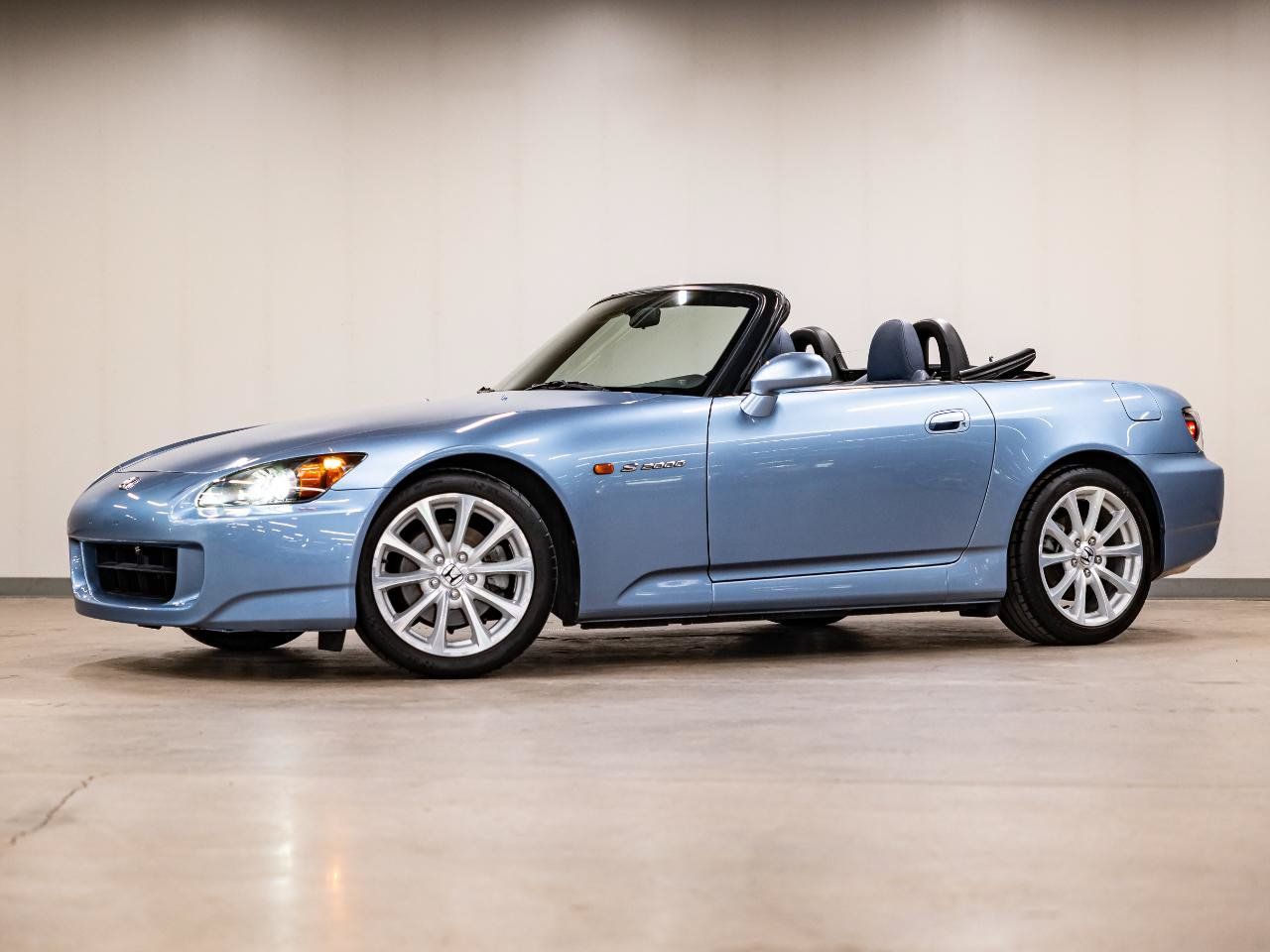 Used 2006 Honda S2000 image 25