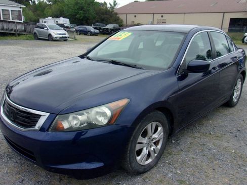 Used 2010 Honda Accord LX-P image 3