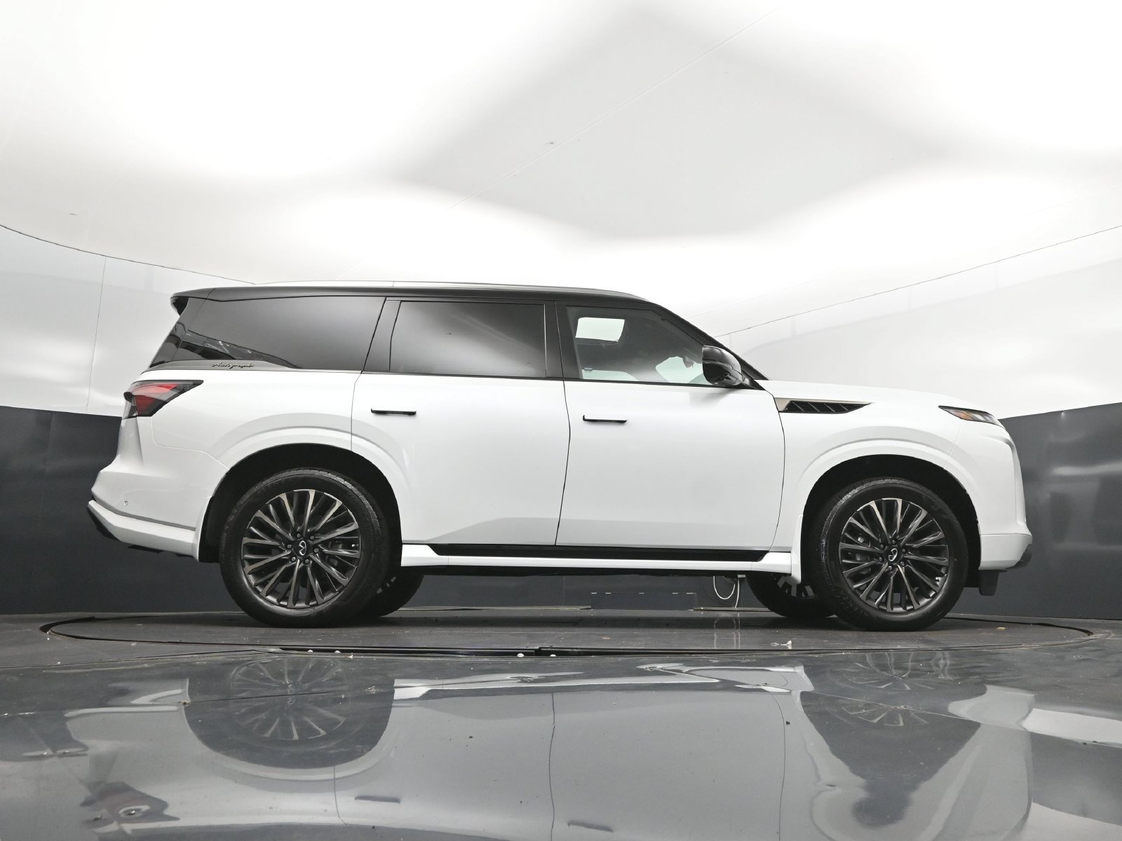 New 2027 INFINITI QX80 Autograph w/ Premium Cargo Package AWD/4WD image 44