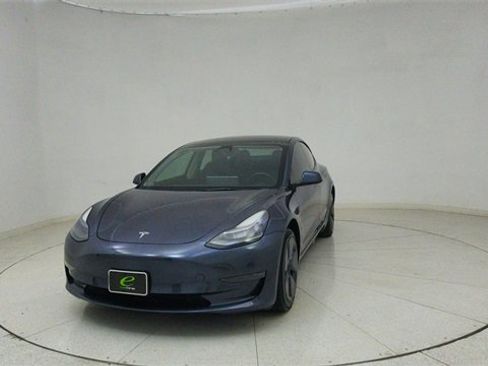 Used 2023 Tesla Model 3 Standard Range image 63