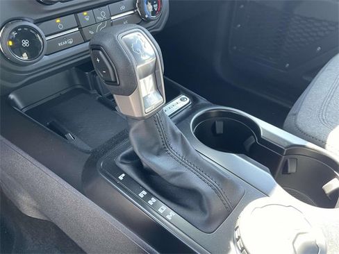 New 2025 Ford Bronco 4-Door image 13