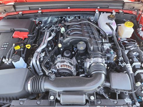 New 2025 Jeep Gladiator Rubicon w/ Convenience Group image 22