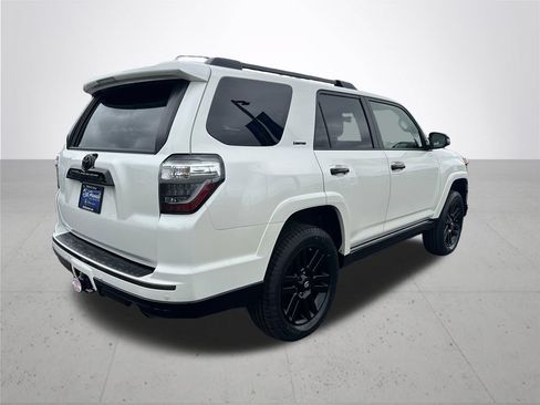 Used 2019 Toyota 4Runner Limited AWD/4WD image 7