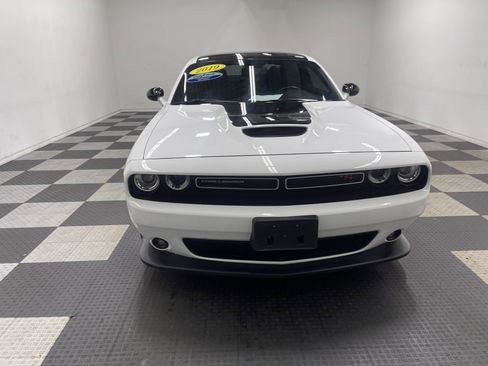 Used 2019 Dodge Challenger R/T image 7