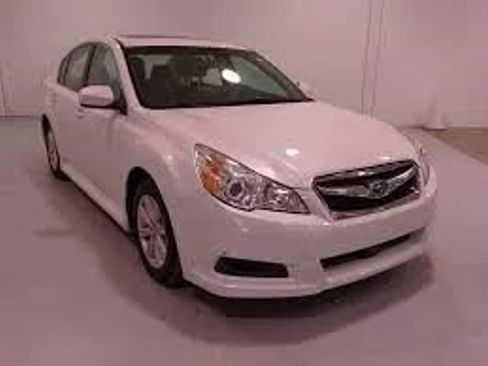 Used 2011 Subaru Legacy 2.5i Limited w/ Popular Equipment Group 2C AWD/4WD image 1