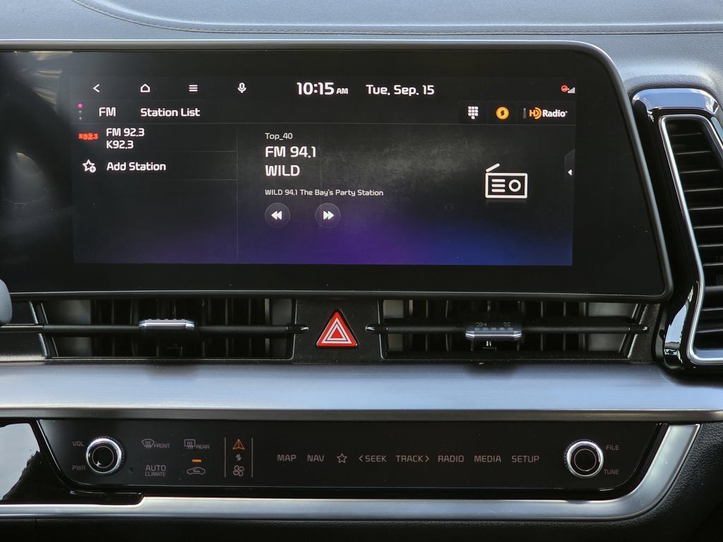 Certified 2025 Kia Sportage EX FWD image 23