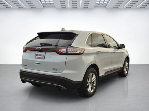 Used 2017 Ford Edge SEL w/ Equipment Group 201A FWD image 4