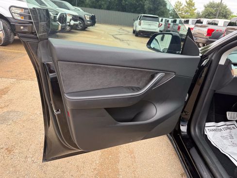 Used 2021 Tesla Model Y Performance AWD/4WD image 8