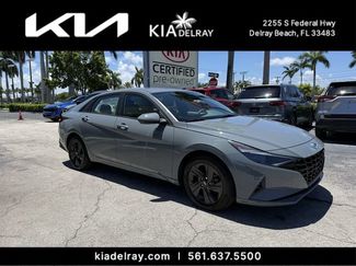 Used 2022 Hyundai Elantra SEL FWD video 1