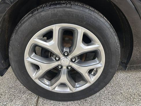 Used 2016 Kia Sorento SX AWD/4WD image 10
