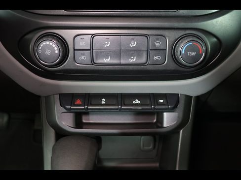 Used 2022 Chevrolet Colorado W/T w/ WT Convenience Package image 28