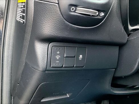 Used 2019 Kia Soul image 31